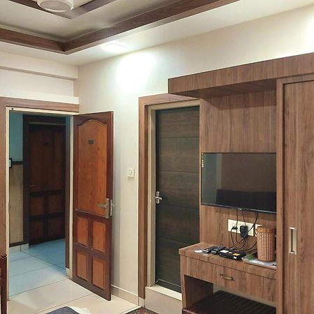 Elūr Hotel Royal Wings מראה חיצוני תמונה