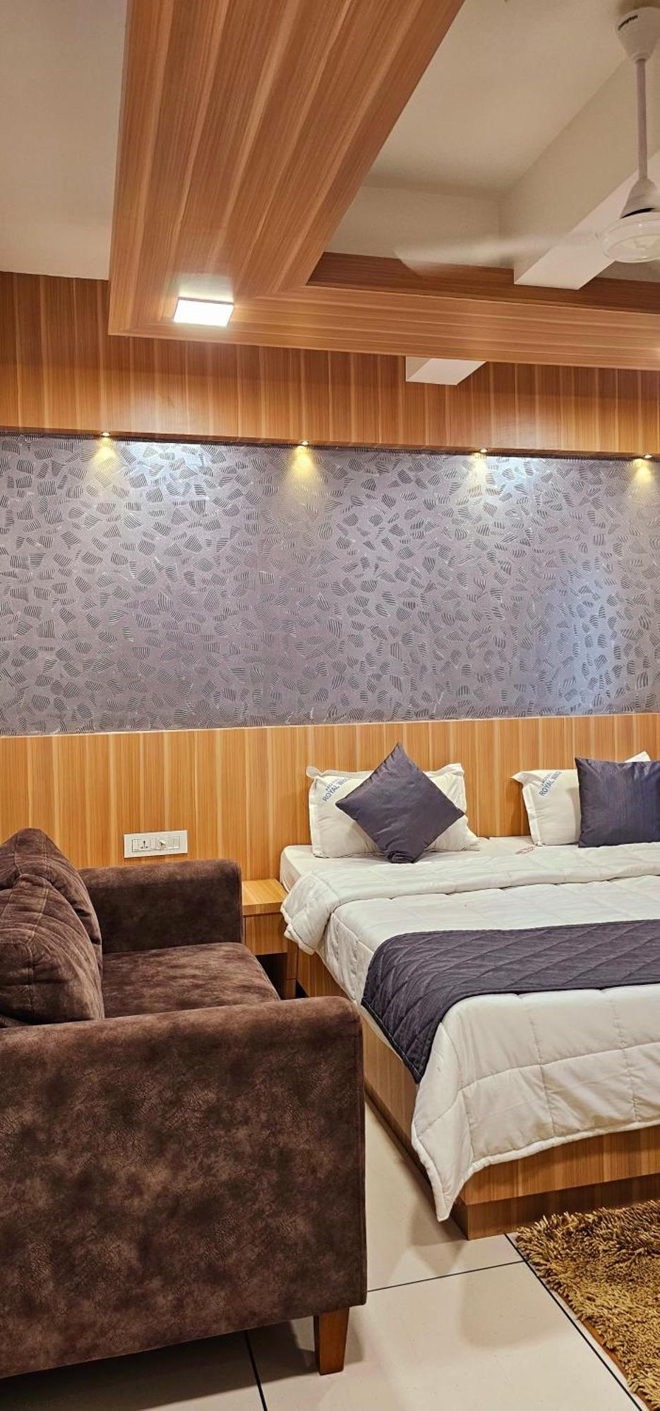 Elūr Hotel Royal Wings מראה חיצוני תמונה